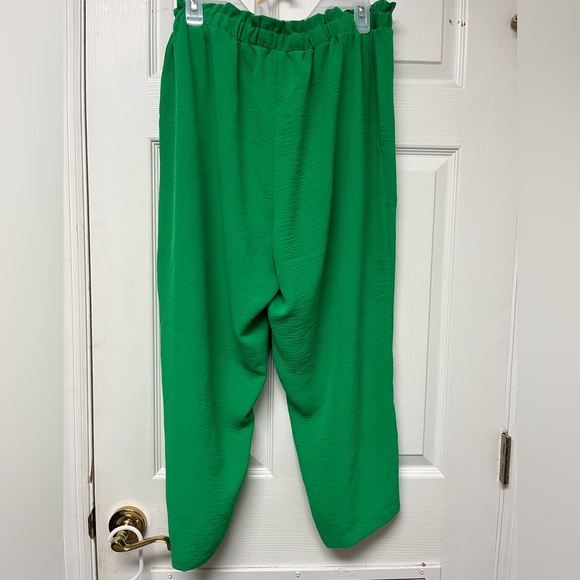 Hope & Hallow, XL, elastic waist, tie belt, crop style, lightweight, pants. - Picture 2 of 5